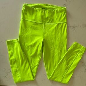 Athleta Ultimate Stash Pocket 7/8 Legging